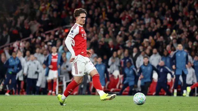 Sao trẻ Arsenal phá kỷ lục 20 năm tại Premier League
