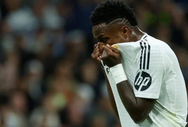 Vinicius Jr nguy cơ vắng mặt ở trận Brazil đấu Croatia vì chấn thương