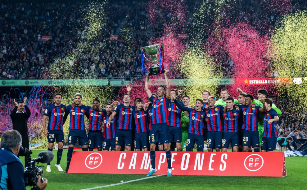 Barcelona áp sát ngôi vương La Liga: VAR và quyết định trọng tài gây tranh cãi