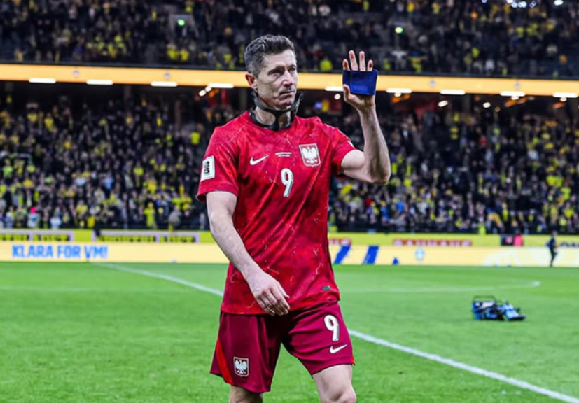 Lewandowski Từ Chối Triệu Đô: Quyết Định Khiến Làng Túc Cầu Dậy Sóng