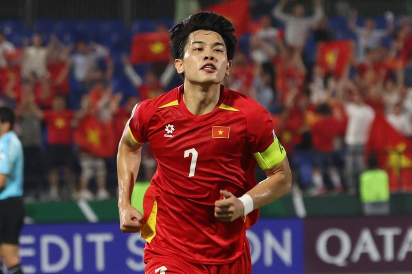 Phong độ thăng hoa, Đình Bắc vươn tầm ngôi sao nội số 1 V.League