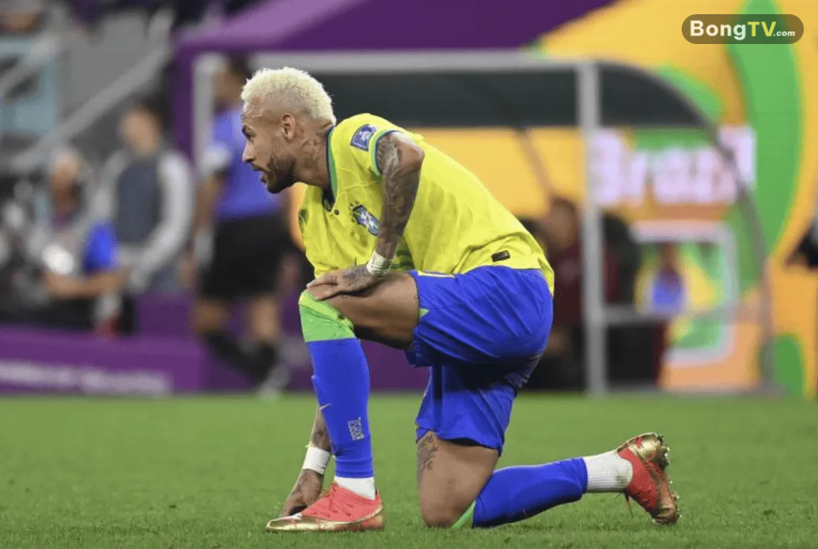 Ancelotti nổi giận với Santos vì vụ chấn thương của Neymar