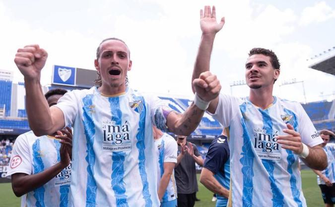 Thắng nghẹt thở Almeria, Malaga viết nên kỳ tích thăng hạng La Liga